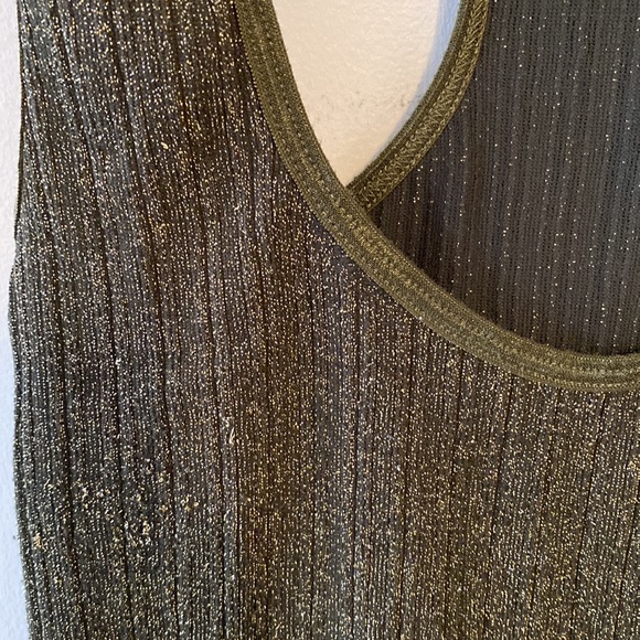 Arden B metallic racer back tank top M/L - Picture 2 of 4